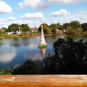 Brandon Regional Library - The beautiful lake out back! - Libraries Near Me - Brandon, Florida