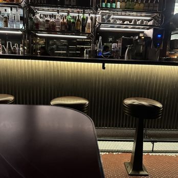 Aloette - Bar area - French Near Me - Toronto, Ontario