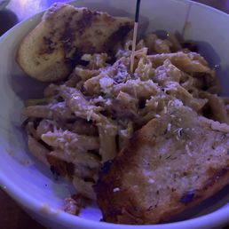 Spicy chicken and shrimp pasta Spicy chicken and shrimp pasta
