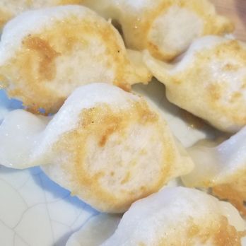 Mr.Dumpling - Pan fried chicken & corn dumplings - Chinese Near Me - Rancho Cucamonga, California Mr.Dumpling - Pan fried chicken & corn dumplings - Chinese Near Me - Rancho Cucamonga, California