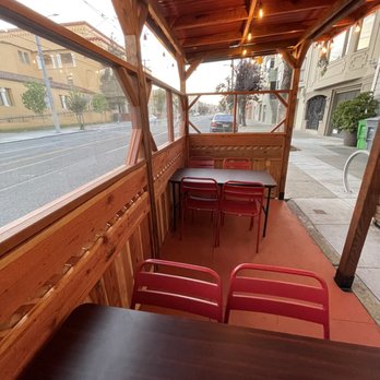 Pizza Due - Out door dining - Pizza Near Me - San Francisco, California