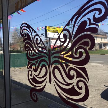 Fabric Warehouse - Logo - Fabric Stores Near Me - Wantagh, New York