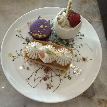 Bloom & Bee - Dessert box - New American Near Me - Houston, Texas