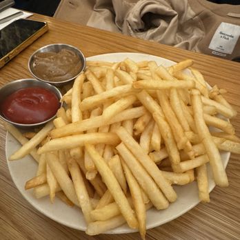 Isla & Co. - Midtown - French Fries - Australian Near Me - New York, New York