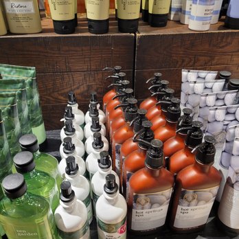 Bath & Body Works - Cosmetics & Beauty Supply Near Me - Sunrise, Florida Bath & Body Works - Cosmetics & Beauty Supply Near Me - Sunrise, Florida