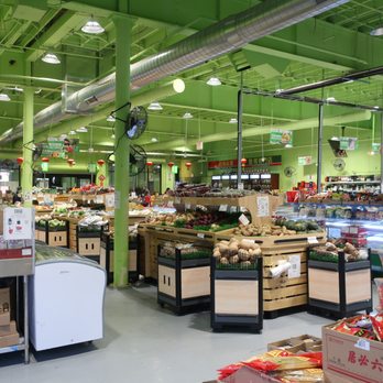 J Freshmart - The front area, about 65% of the store. - Grocery Near Me - Chicago, Illinois J Freshmart - The front area, about 65% of the store. - Grocery Near Me - Chicago, Illinois