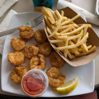 Coco's Crush Bar and Grill - Fried shrimp - Seafood Near Me - Indian Rocks Beach, Florida Coco's Crush Bar and Grill - Fried shrimp - Seafood Near Me - Indian Rocks Beach, Florida