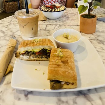 Green Table Cafe - B...Special, Iced Latte, and Tropical Iris - Cafes Near Me - Los Angeles, California Green Table Cafe - B...Special, Iced Latte, and Tropical Iris - Cafes Near Me - Los Angeles, California