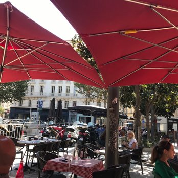 Le Piazza Caffé - Terassse - Brasseries Near Me - Marseille, 13 Le Piazza Caffé - Terassse - Brasseries Near Me - Marseille, 13
