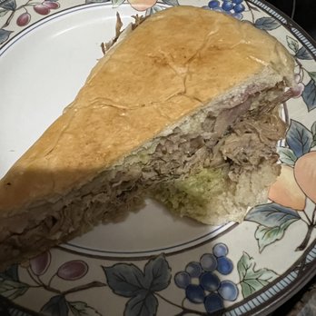 Sanguich - Pan con Lechón. Absolutely delicious - Cuban Near Me - Miami, Florida Sanguich - Pan con Lechón. Absolutely delicious - Cuban Near Me - Miami, Florida