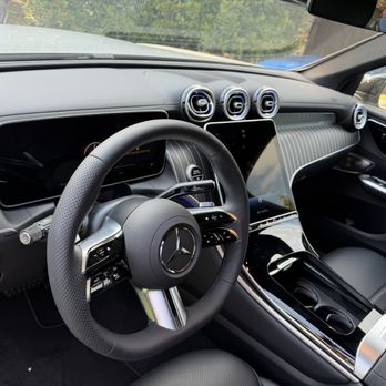 LuxConcierge - Car Dealers Near Me - Los Angeles, California LuxConcierge - Car Dealers Near Me - Los Angeles, California