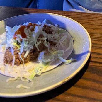 Tres amigos - Ground beef taco, a la carte - Mexican Near Me - Louisville, Kentucky Tres amigos - Ground beef taco, a la carte - Mexican Near Me - Louisville, Kentucky