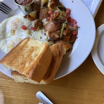 Orphan - Eggs, potatoes, rosemary bread - Breakfast & Brunch Near Me - Sacramento, California