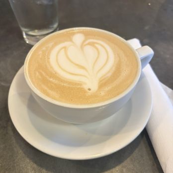 Colossal Cafe - Maple Latte - Cafes Near Me - Saint Paul, Minnesota