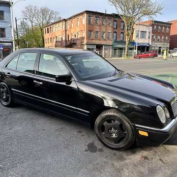 The Little Garage - Bragging Rights
1999 E430 W210 Mercedes @ 311K Miles - Auto Repair Near Me - Huntington, New York The Little Garage - Bragging Rights
1999 E430 W210 Mercedes @ 311K Miles - Auto Repair Near Me - Huntington, New York