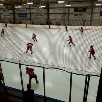 Chiller Ice Facilities - Ice Miners Bantam in action - Skating Rinks Near Me - Dublin, Ohio Chiller Ice Facilities - Ice Miners Bantam in action - Skating Rinks Near Me - Dublin, Ohio