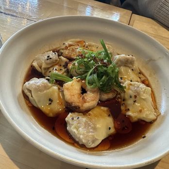 Ba Sa - Chili Wonton with Truffle - Vietnamese Near Me - Bainbridge Island, Washington