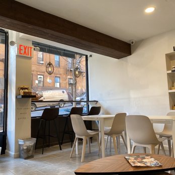 Mojo Desserts - Desserts Near Me - New York, New York