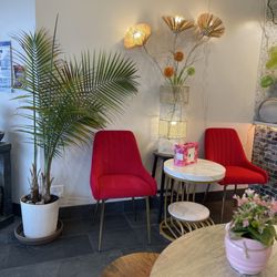 Sky Boba Tea - Sitting area