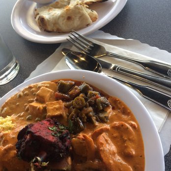 Curry Leaf - Buffet plate #1. I don't know what is what...but it was all oh so amazing! - Indian Near Me - Grand Rapids, Michigan