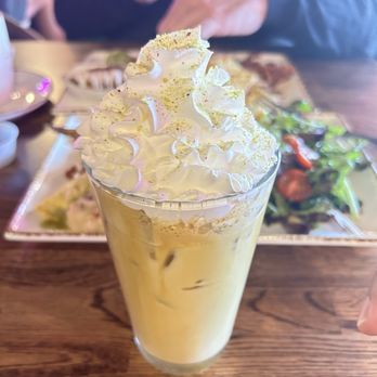 Madres Brunch - Pistachio latte - Breakfast & Brunch Near Me - Riverside, California