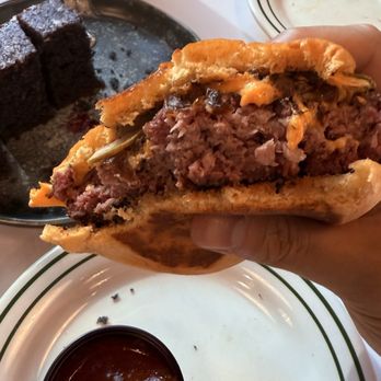 LeRoy and Lewis Barbecue - L&L burger - Barbeque Near Me - Austin, Texas LeRoy and Lewis Barbecue - L&L burger - Barbeque Near Me - Austin, Texas