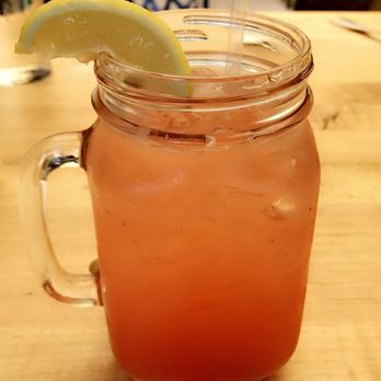 Morgans Restaurant - Strawberry Lemonade (average) - New American Near Me - Miami, Florida