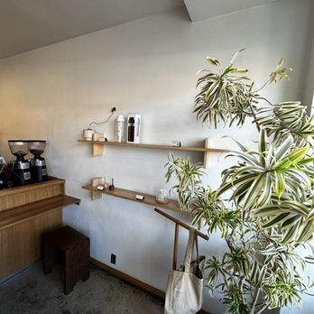 Maru Coffee - Interior of the building - Coffee & Tea Near Me - Los Angeles, California Maru Coffee - Interior of the building - Coffee & Tea Near Me - Los Angeles, California