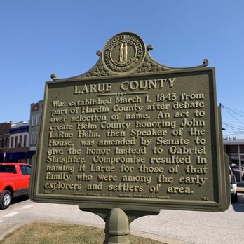 Lincoln Square - Larue County Marker - Landmarks & Historical Buildings Near Me - Hodgenville, Kentucky