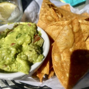 Dini's By The Sea - Chips & Guacamole - Seafood Near Me - Carlsbad, California