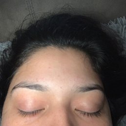 Ruined eyebrows. This is 2 weeks after being ruined. Trying to let them grow out now. Ruined eyebrows. This is 2 weeks after being ruined. Trying to let them grow out now.