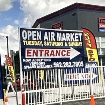 Open Air Market - Entrance - Flea Markets Near Me - Commerce, California Open Air Market - Entrance - Flea Markets Near Me - Commerce, California