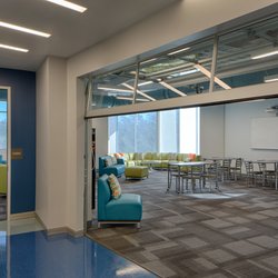Flexible spaces allow for meetings, visiting speakers, and class discussion.