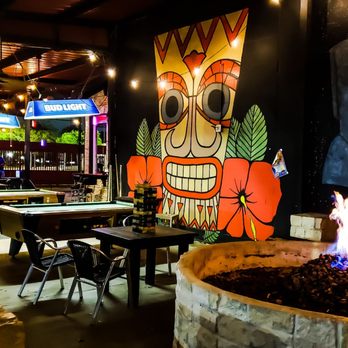 The Pub 529 - a fire pit in the foreground - Sports Bars Near Me - Houston, Texas The Pub 529 - a fire pit in the foreground - Sports Bars Near Me - Houston, Texas