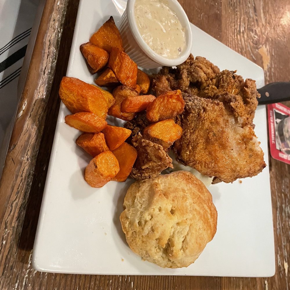 Pub Republic - Winner, winner chicken dinner. So good. - Gastropubs Near Me - Petaluma, California Pub Republic - Winner, winner chicken dinner. So good. - Gastropubs Near Me - Petaluma, California
