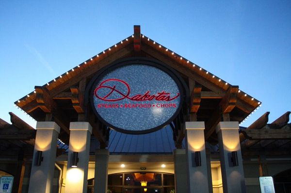 Dakotas Steaks - Seafood - Chops by null