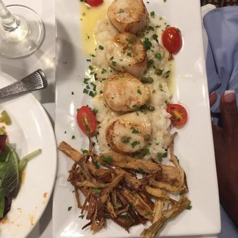 LouCas - Scallops - Italian Near Me - Edison, New Jersey LouCas - Scallops - Italian Near Me - Edison, New Jersey
