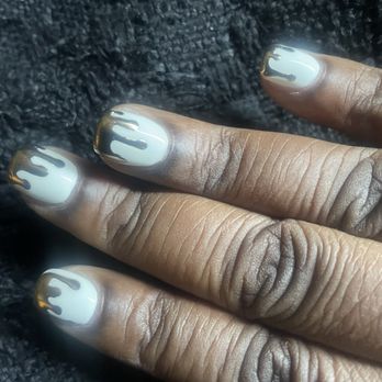 MOI Nails By Spring - Chrome tipped nails - Nail Salons Near Me - Los Angeles, California MOI Nails By Spring - Chrome tipped nails - Nail Salons Near Me - Los Angeles, California