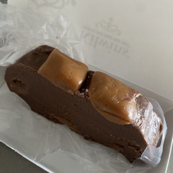 Kilwins - Sea Salt Caramel Fudge - Ice Cream & Frozen Yogurt Near Me - Atlanta, Georgia