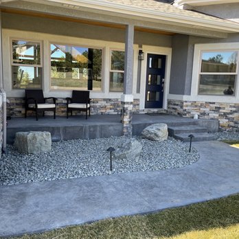Paradise Outdoor Design & Landscaping - Lighting, rock beds and boulders - Landscaping Near Me - Monument, Colorado Paradise Outdoor Design & Landscaping - Lighting, rock beds and boulders - Landscaping Near Me - Monument, Colorado
