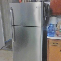 Discount Appliance Repair - Household refrigerator