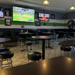 The End Zone Sports Pub