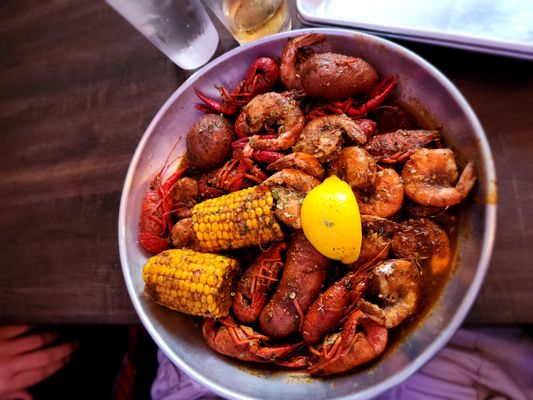 HIEUX Boil Seafood House by null