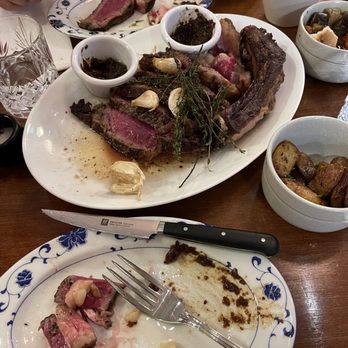 La Bécane à Gaston - A perfect, gigantic steak - French Near Me - Paris, 75 La Bécane à Gaston - A perfect, gigantic steak - French Near Me - Paris, 75