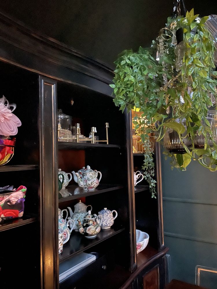 Littlest Tea Room Logo