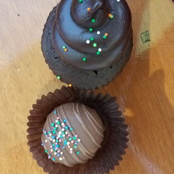 The Cake Boutique - Chocolate fudge - Bakeries Near Me - El Paso, Texas The Cake Boutique - Chocolate fudge - Bakeries Near Me - El Paso, Texas
