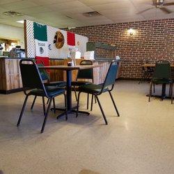 Tino's Restaurant - Inside
