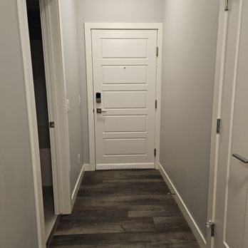 Straight Edge Painting - condo entry - Painters Near Me Straight Edge Painting - condo entry - Painters Near Me