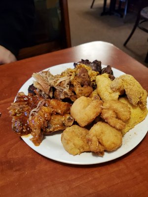 Golden Corral Buffet & Grill by null