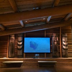 Hibulb Cultural Center - Longhouse room